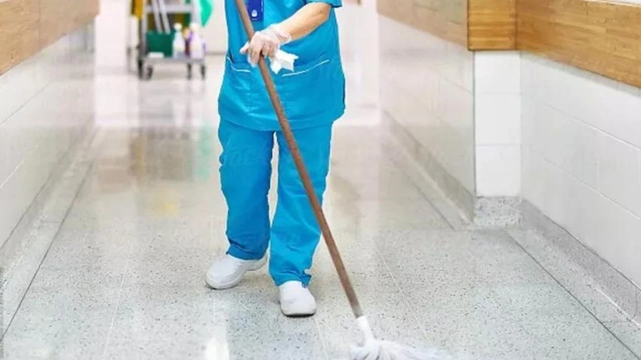 27 Haziran'da Temizlik Görevlileri İçin Mesai Bitiyor: Yeni Alımlar Eylül’de