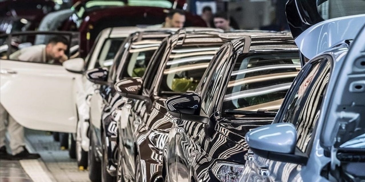 Otomotiv ihracatında flaş gerileme: "İlk kez otomotiv ihracatı..."