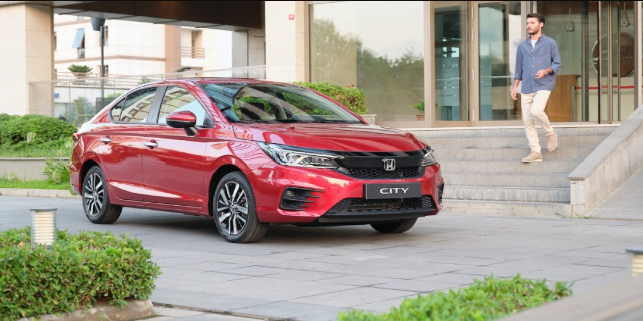 Honda City, Egea fiyatına adeta kapış kapış gidiyor. Uygun fiyatıyla otomobil tutkunlarının dikkatini çekiyor