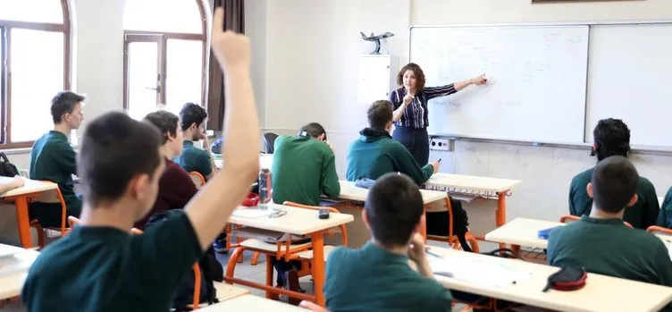 Ücretli Öğretmenlikte Yeni Bir Sayfa: Performans Değerlendirme Puanı Dönemi Başlıyor!