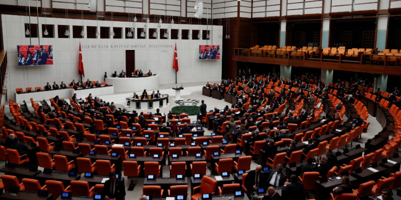Ücretli öğretmenlere kadro müjdesi!