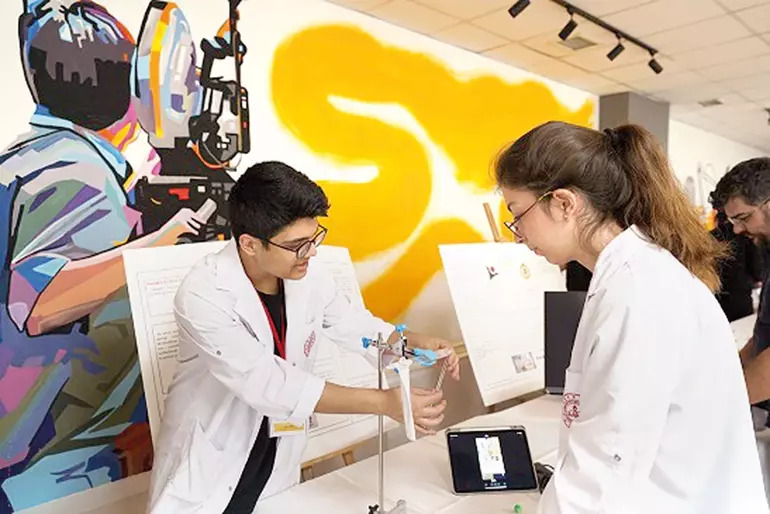 LGS Tercih Heyecanı Başlıyor: Demirören Lisesi'nden Yapay Zeka Hamlesi ve Önemli Uyarılar!