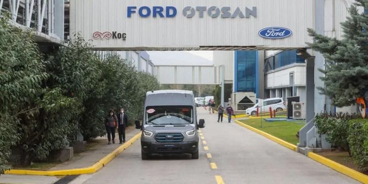 Ford Otosan'dan Eğitimde Dev Adım: Fabrika İçinde Lise Kuruyor! Üstelik Gençlere Hem Burs Hem de İş İmkanı!