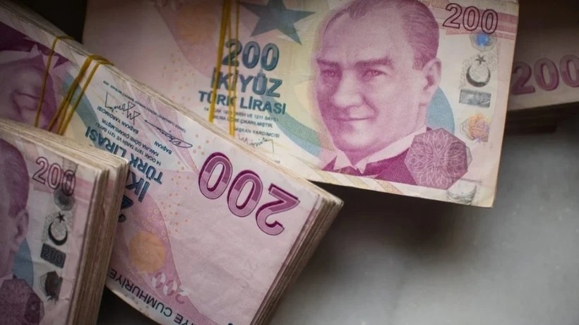 Kamu İşçisinin Gözü Kulağı Zam Teklifindeydi, Üçüncü Teklif Ortaya Çıktı!