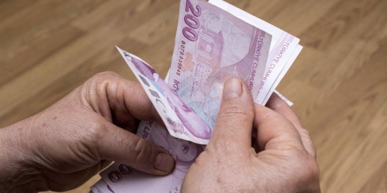 Emeklilere seçim öncesi müjde: Yeni destek paketi yolda