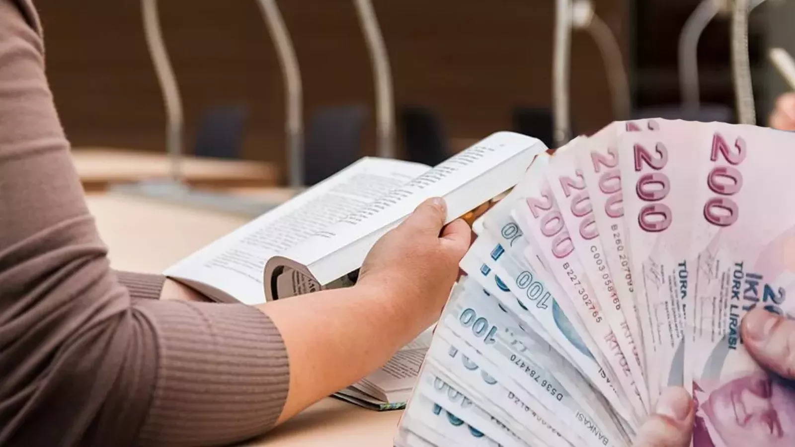 YKS'de Derece Yapan Öğrencilere Türk Tarih Kurumu'ndan Burs Desteği!