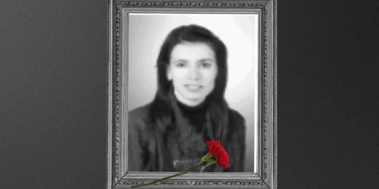 İki Çocuk Annesi Öğretmen Trafik Kazasında Hayatını Kaybetti