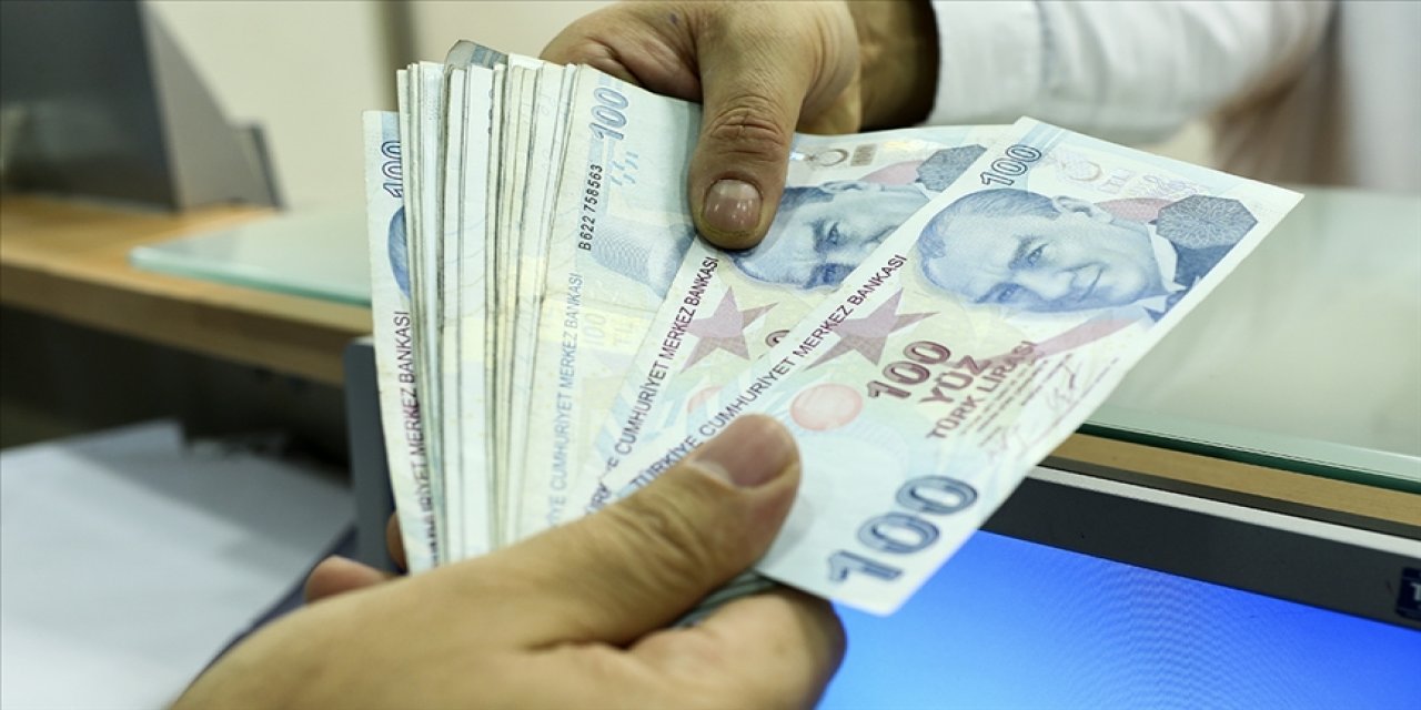 O bankadan kampanya! Her 1 kişi müşteri getirene 300 TL verilecek..