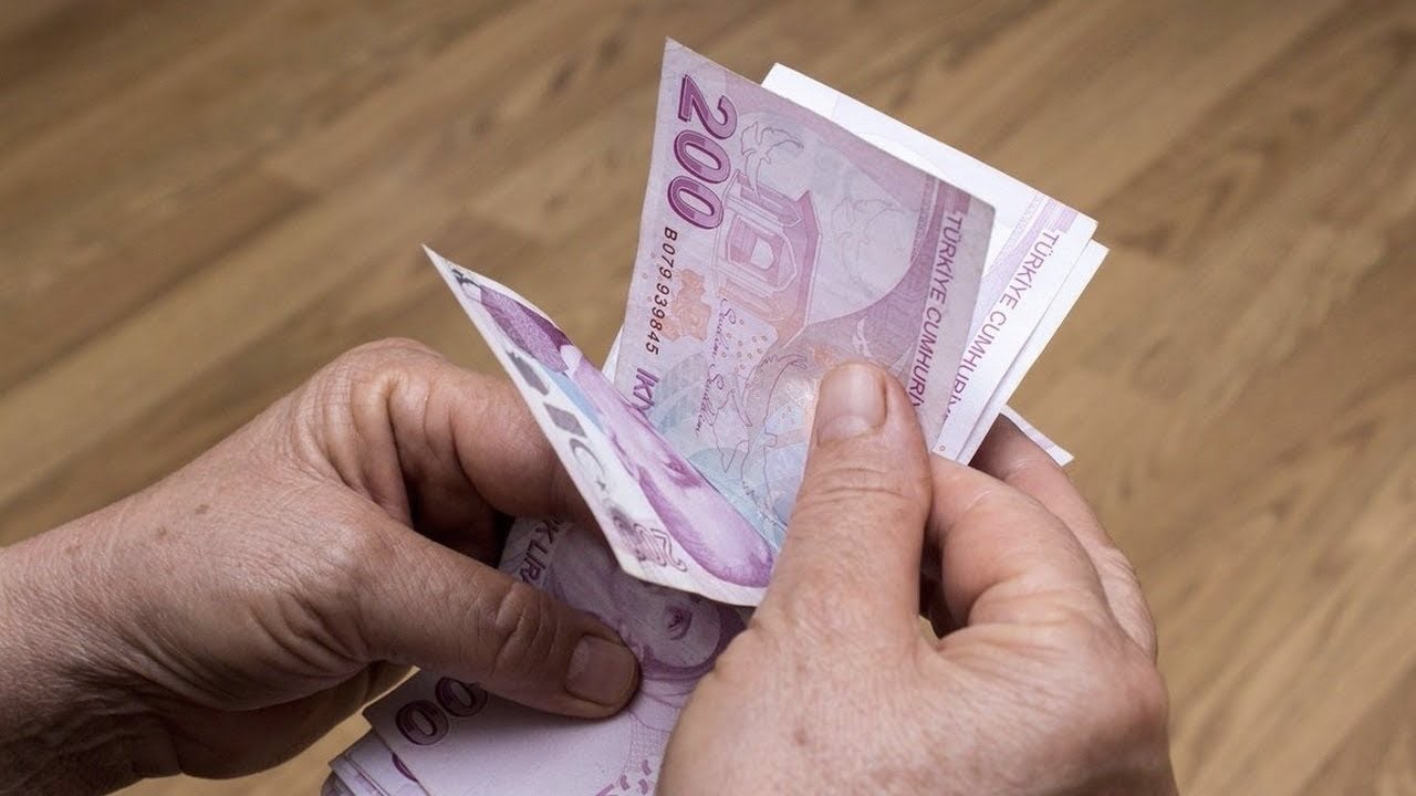 Ek ödeme müjdesi verildi! SSK, Bağkur ve emekli sandığı emeklileri çifte bayram yaşayacak!