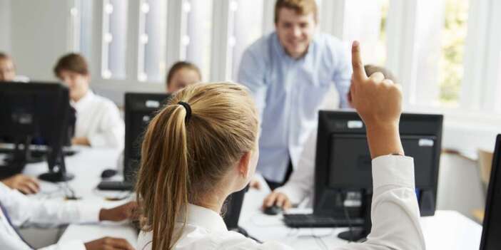 Okullarda Ekran Dönemi Sona Eriyor, Eğitim Sistemi Sil Baştan Değişecek