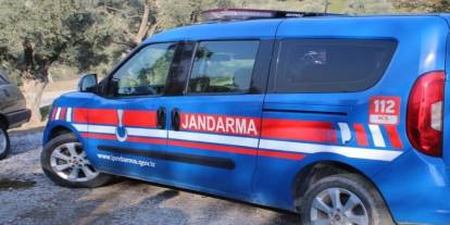Öğretmen Yol Kenarında Bıçaklanmış Ve Darp Edilmiş Halde Bulundu