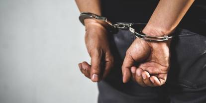 Çürük Okullara Rüşvetle "Sağlam" Raporu Verildi: 54 Şahıs İçin Gözaltı!