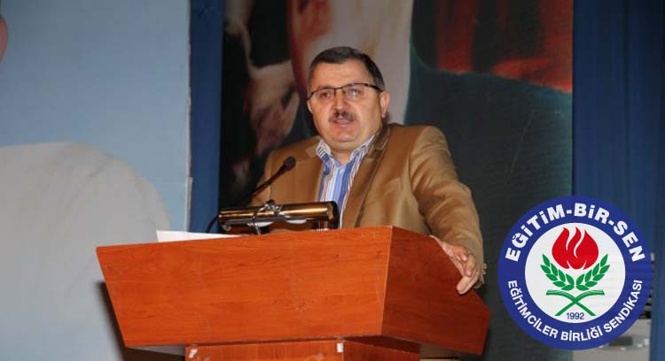 Mehmet Akif İNAN'ı Rahmetle Anıyoruz