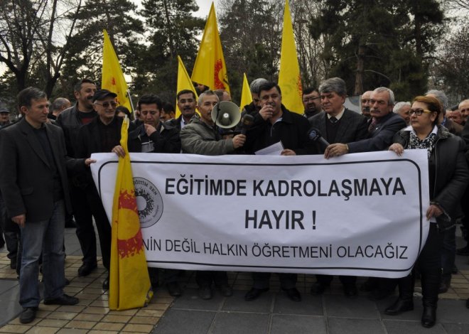 Eğitim Sen, eğitimde yapılan değişiklikleri protesto etti