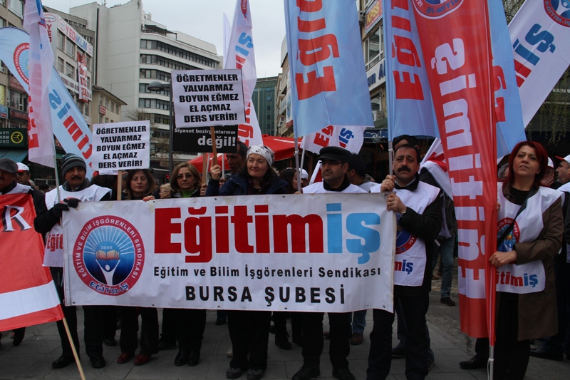 EĞİTİM İŞ’E ANKARA’DA GAZLI MÜDAHALE