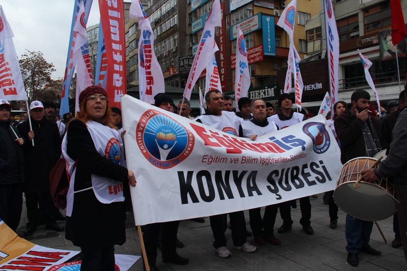 EĞİTİM İŞ’E ANKARA’DA GAZLI MÜDAHALE