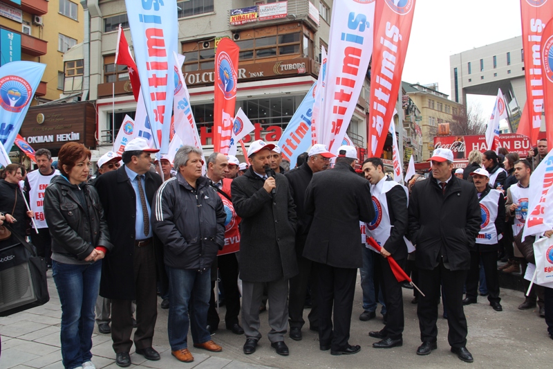 EĞİTİM İŞ’E ANKARA’DA GAZLI MÜDAHALE