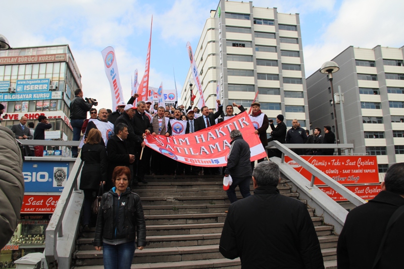 EĞİTİM İŞ’E ANKARA’DA GAZLI MÜDAHALE