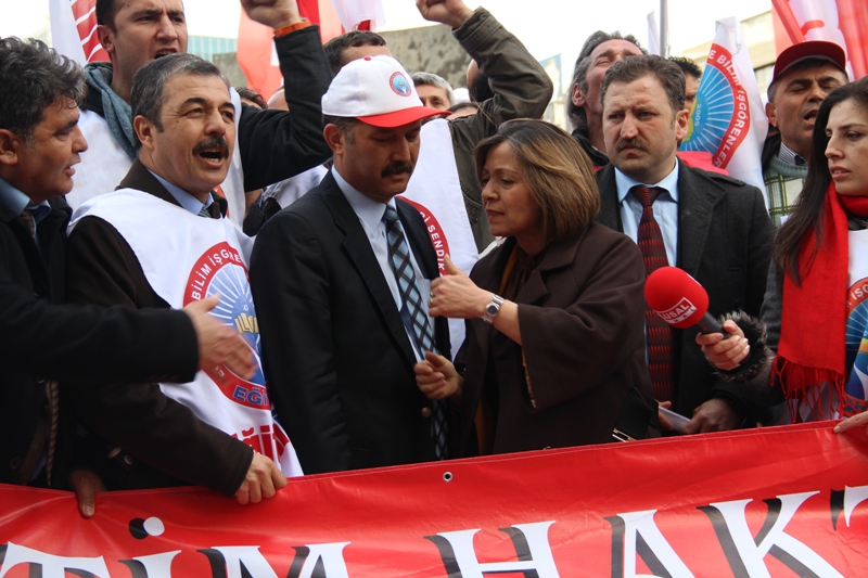 EĞİTİM İŞ’E ANKARA’DA GAZLI MÜDAHALE