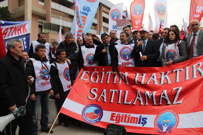 EĞİTİM İŞ’E ANKARA’DA GAZLI MÜDAHALE