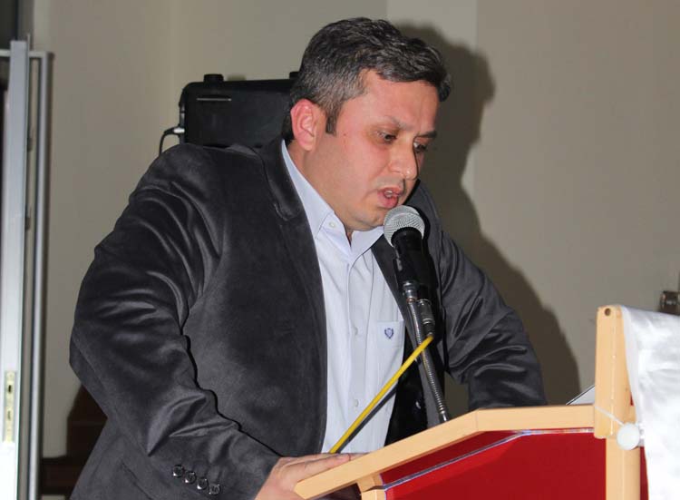 Kurt Gövdenin İçine Girmiş Düşmanını Sezemiyor