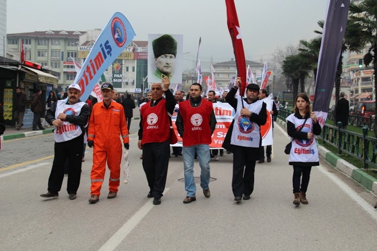 LAİK EĞİTİM VE EMEĞE SAYGI YÜRÜYÜŞÜ BURSA’DA