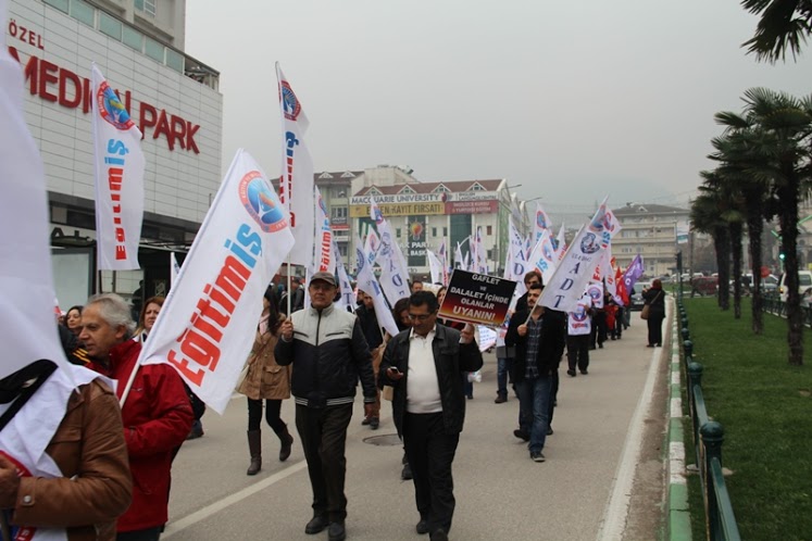 LAİK EĞİTİM VE EMEĞE SAYGI YÜRÜYÜŞÜ BURSA’DA