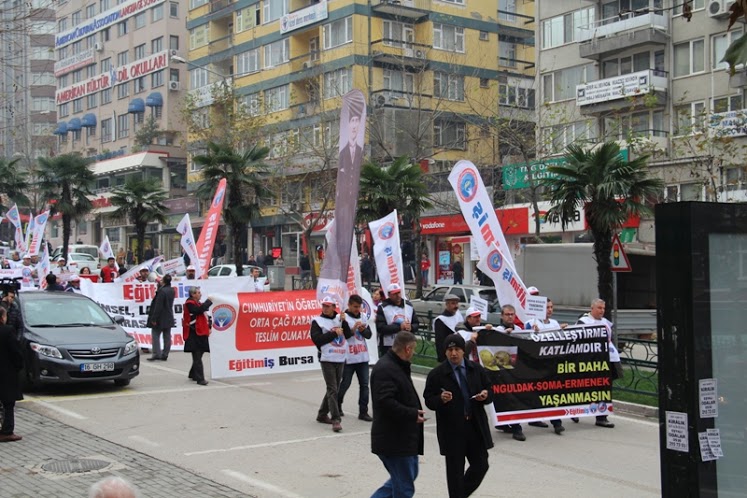 LAİK EĞİTİM VE EMEĞE SAYGI YÜRÜYÜŞÜ BURSA’DA