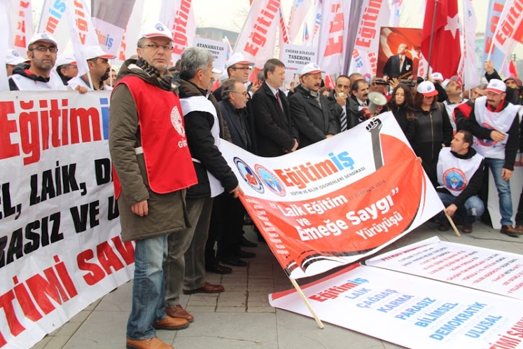 LAİK EĞİTİM VE EMEĞE SAYGI YÜRÜYÜŞÜ BURSA’DA