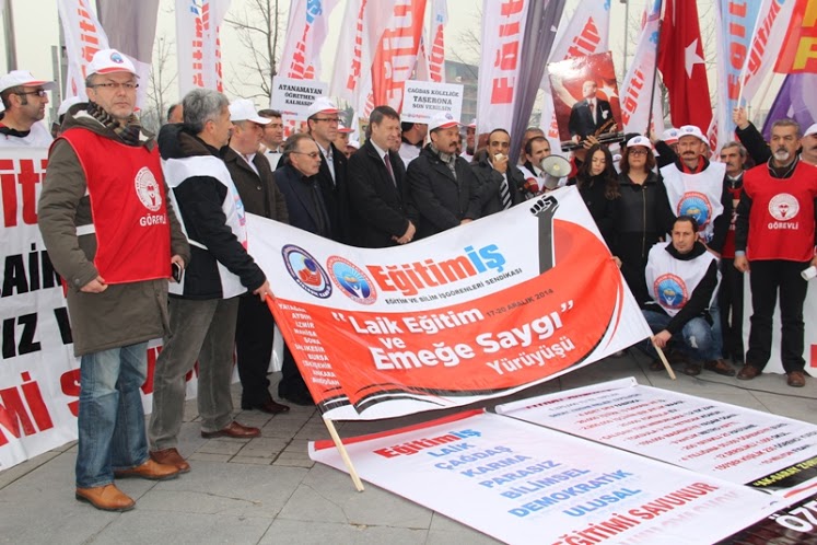 LAİK EĞİTİM VE EMEĞE SAYGI YÜRÜYÜŞÜ BURSA’DA