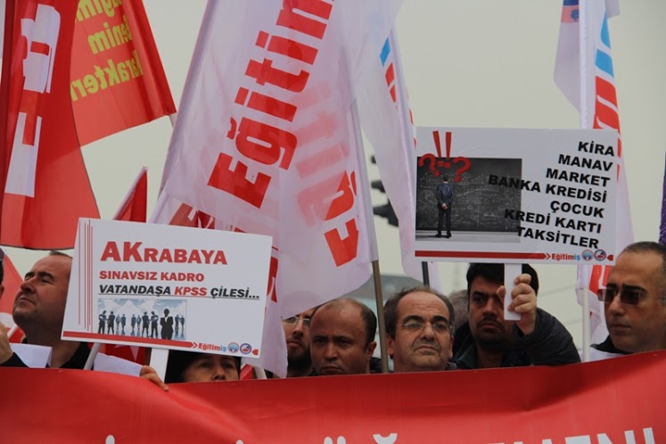 LAİK EĞİTİM VE EMEĞE SAYGI YÜRÜYÜŞÜ BURSA’DA