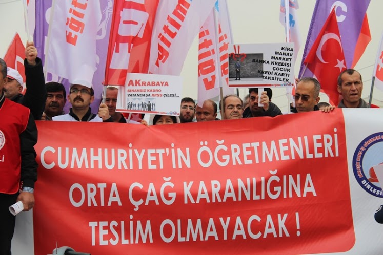 LAİK EĞİTİM VE EMEĞE SAYGI YÜRÜYÜŞÜ BURSA’DA