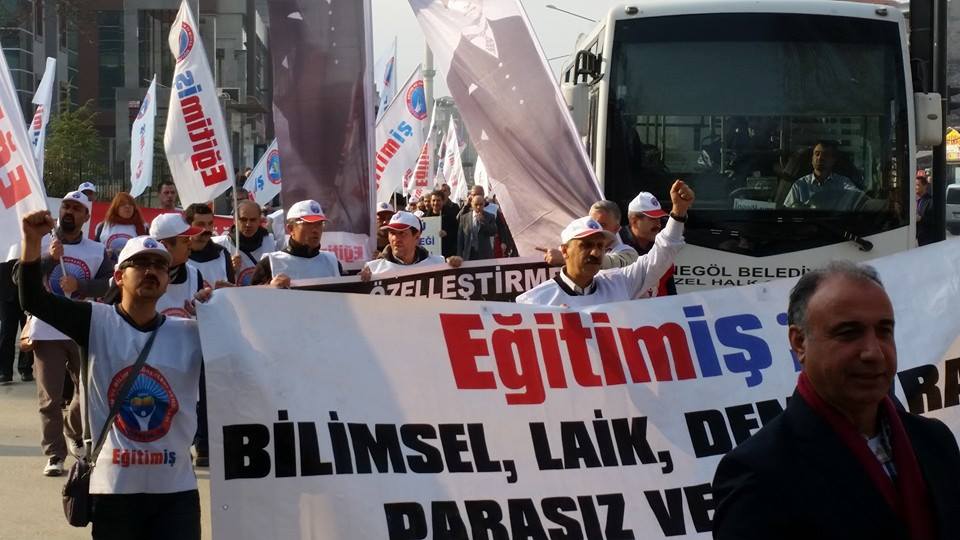 LAİK EĞİTİM VE EMEĞE SAYGI YÜRÜYÜŞÜ BURSA’DA