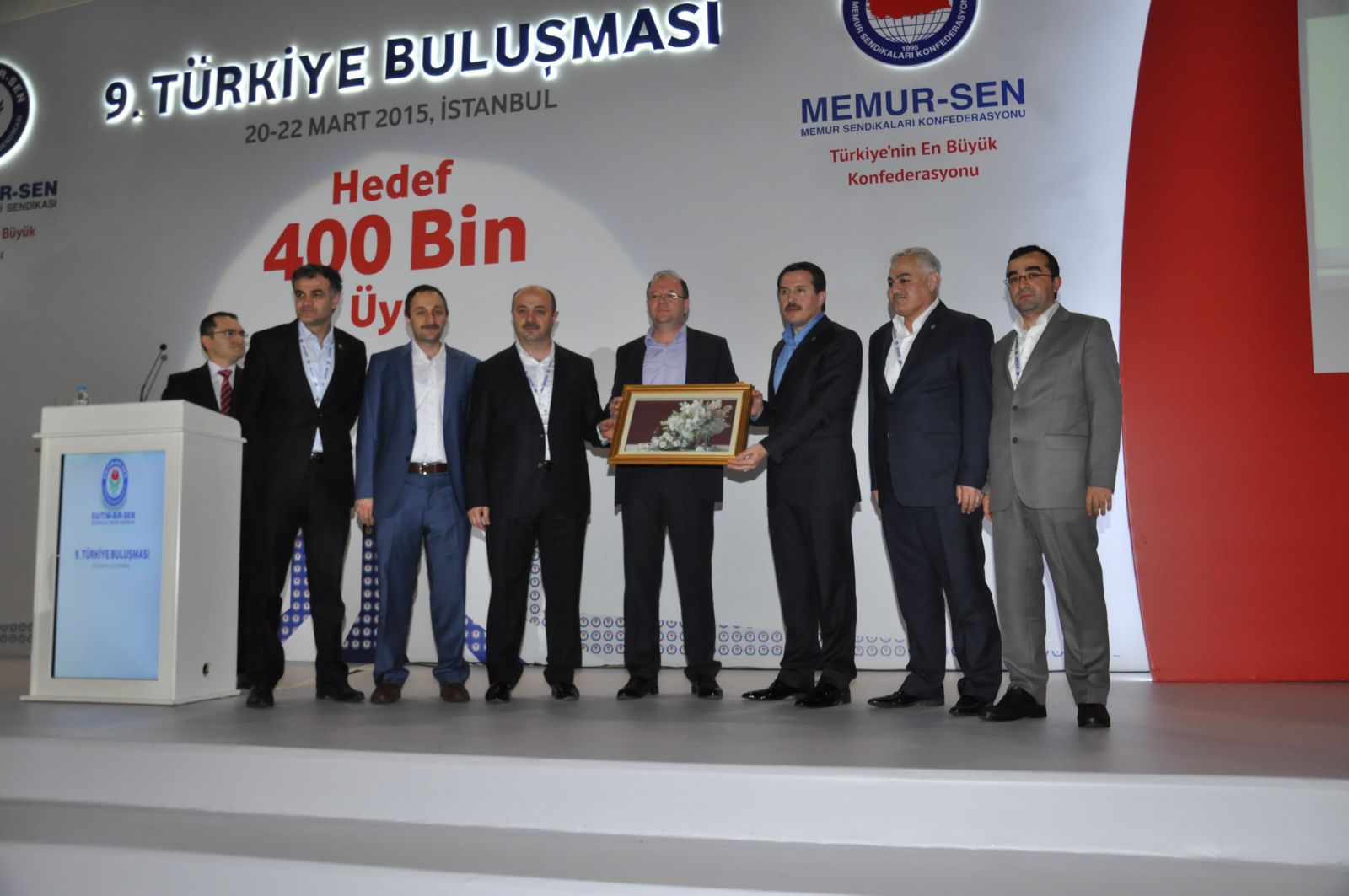 Eğitim Bir Sen ‘400 bin üye hedefi’ ile toplandı