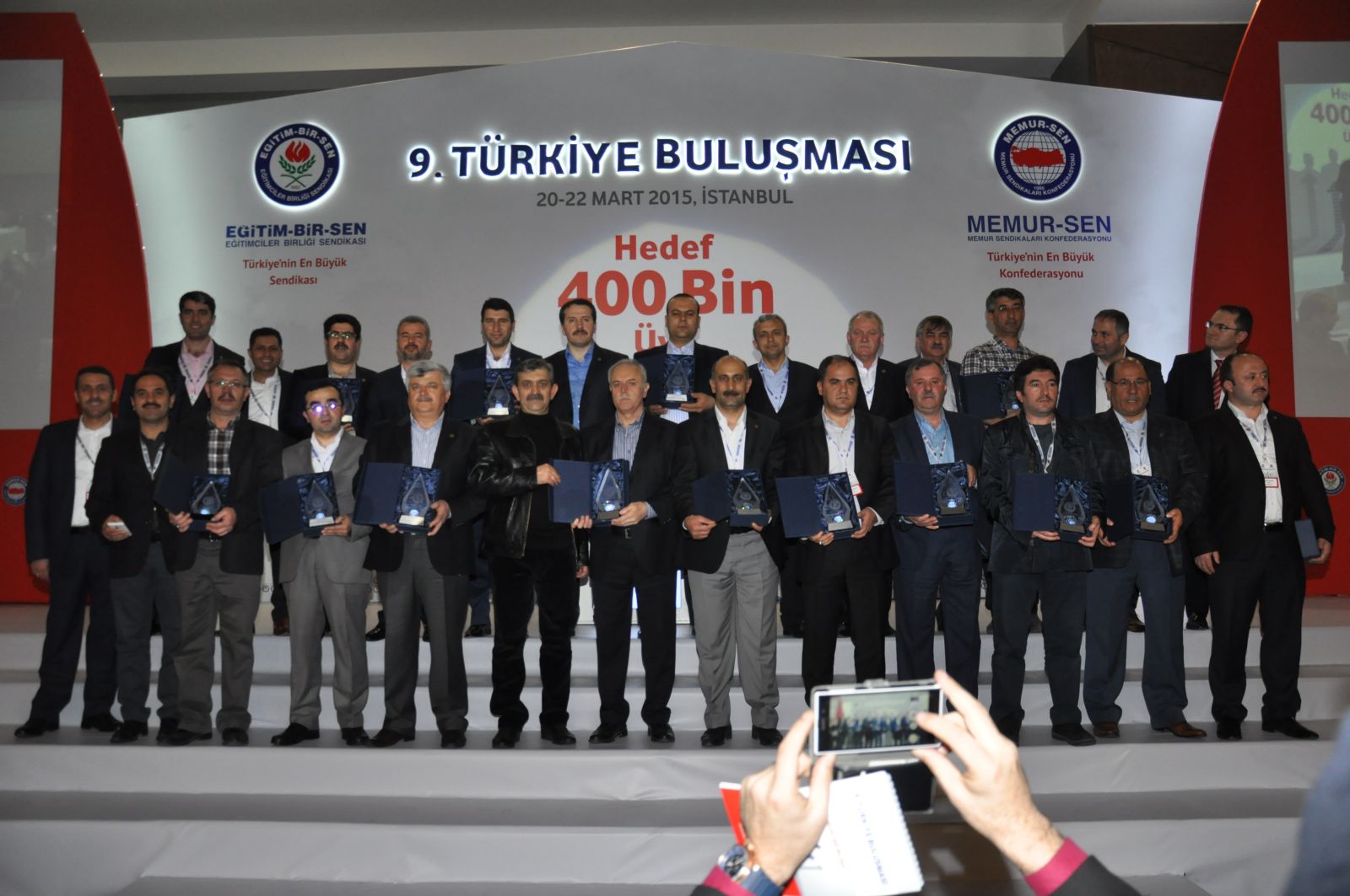 Eğitim Bir Sen ‘400 bin üye hedefi’ ile toplandı