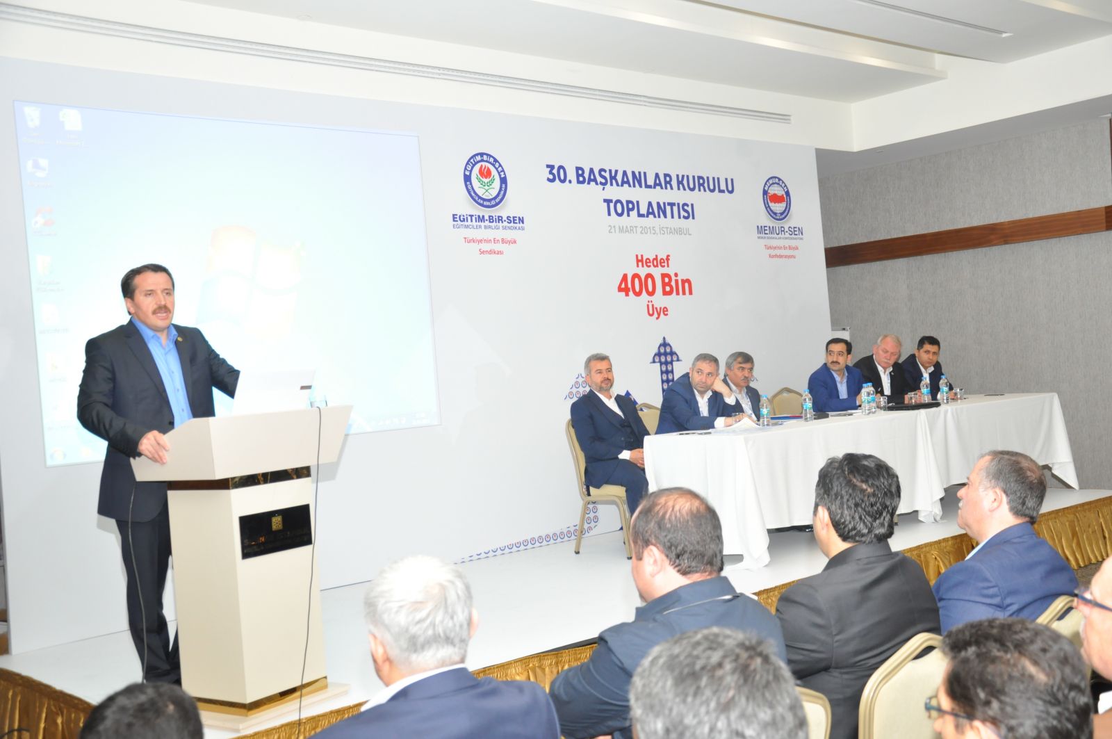 Eğitim Bir Sen ‘400 bin üye hedefi’ ile toplandı