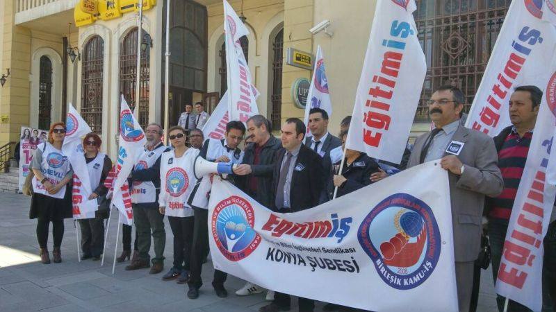 EĞİTİM-İŞ: İLK DERSLERE GİRMEDİK, ALANLARA İNDİK