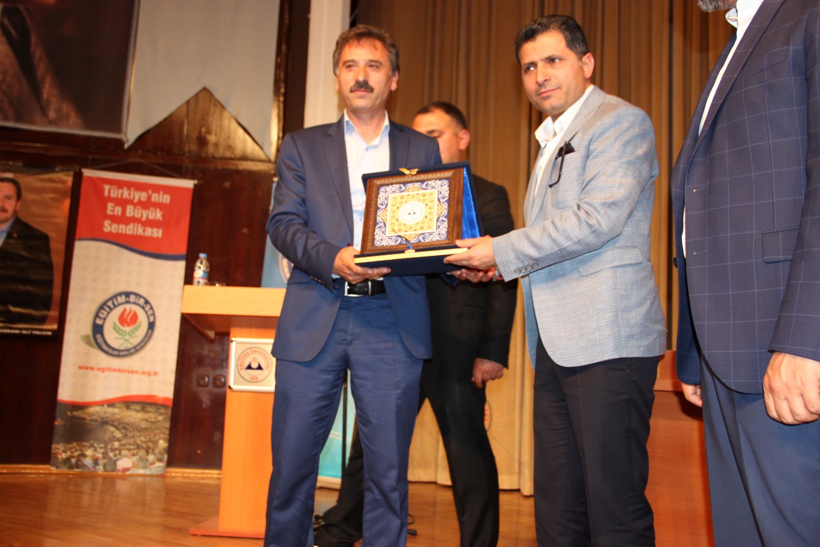 Eğitim-Bir-Sen'den Üniversite Atağı