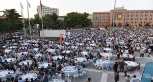 Bakanı Avcı, Gönül Sofrası’na konuk oldu