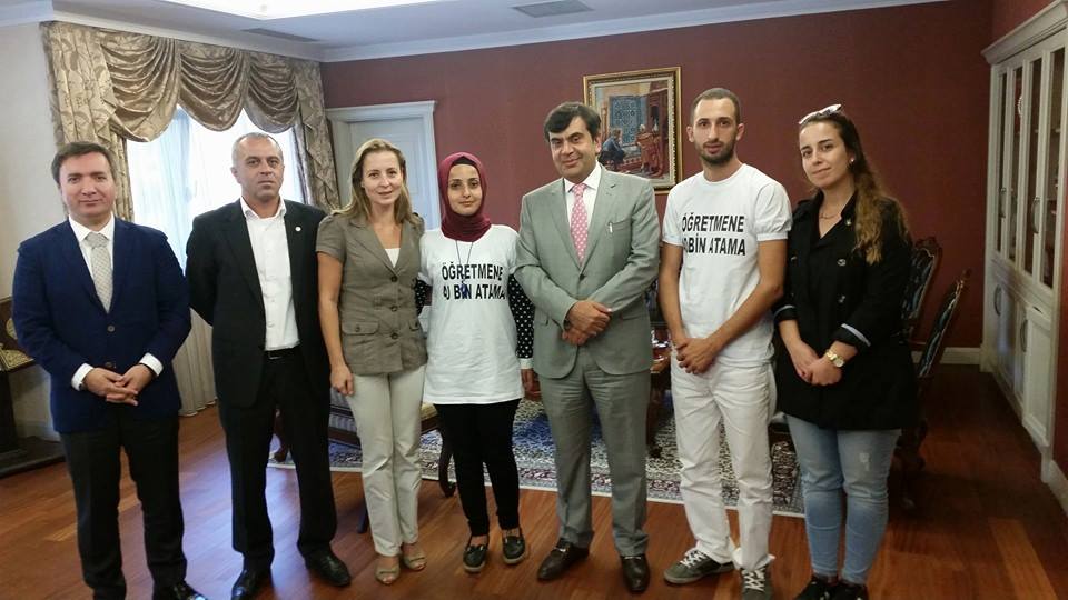 5 Ekim Dünya Öğretmenler Gününde Kadro Talebimizle Alandaydık