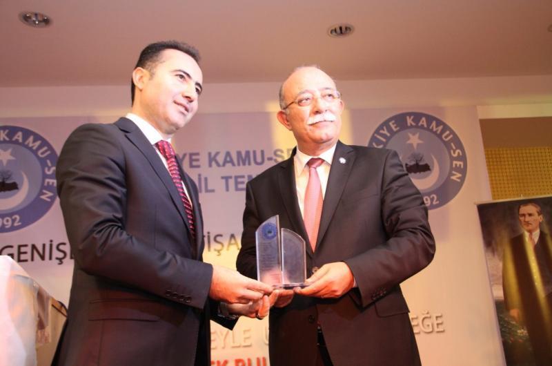 KENDİ YANDAŞLARINIZA MAKAM DAĞITIRKEN, “SEN BEN YOK, TÜRKİYE VAR” DEMEDİNİZ!