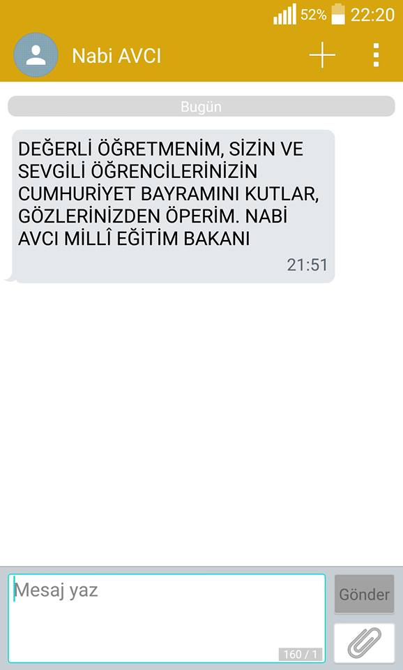 Bakan Avcı, Öğretmenlerin ve Öğrencilerin Cumhuriyet Bayramını Kutladı