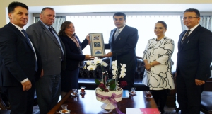 Yusuf TEKİN, Kosova Eğitim, Bilim ve Teknoloji Bakan Yardımcısını Makamında Kabul Etti