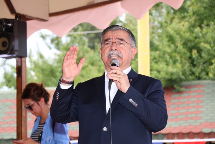 Milli Eğitim Bakanı İsmet Yılmaz; “terörü, yoksulluğu yenmek eğitimle mümkündür.”