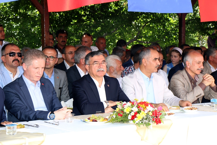 Milli Eğitim Bakanı İsmet Yılmaz; “terörü, yoksulluğu yenmek eğitimle mümkündür.”