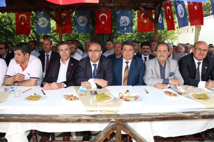 Milli Eğitim Bakanı İsmet Yılmaz; “terörü, yoksulluğu yenmek eğitimle mümkündür.”