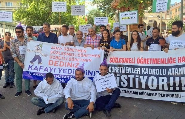 Atanmayı bekleyen 400 bin öğretmen ne halde?