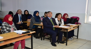 Bakan Yılmaz, Antalya Muratpaşa İmam Hatip Ortaokulunu ziyaret etti