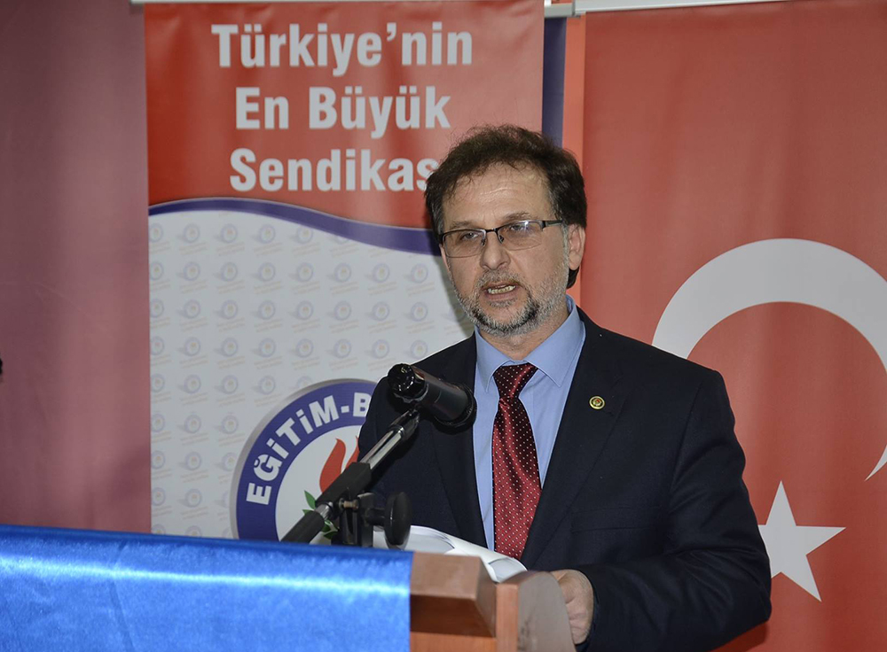 Kılık-Kıyafet Yönetmeliğindeki Yasaklar Kaldırılmalıdır