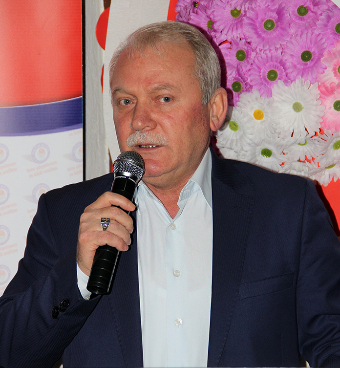 Kılık-Kıyafet Yönetmeliğindeki Yasaklar Kaldırılmalıdır